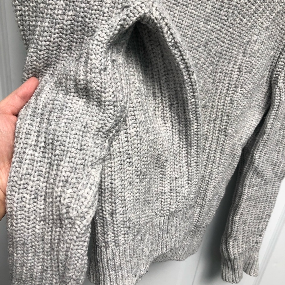 Banana Republic pointelle chunky knit sweater - Picture 3 of 7